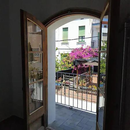 Apartamento De Diseno Cerca De Tren, Playa Y Bcn El El Masnou Extérieur photo